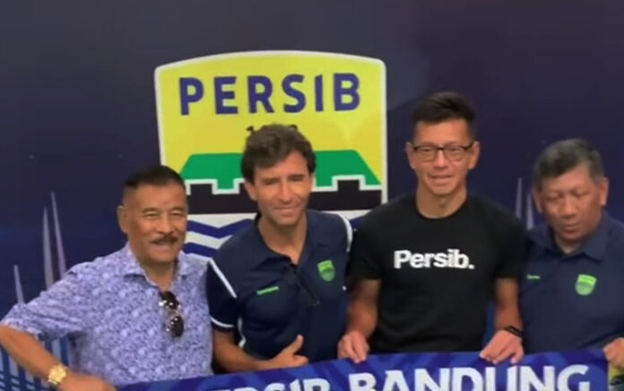 Luis Milla dan Manajemen Persib Bandung