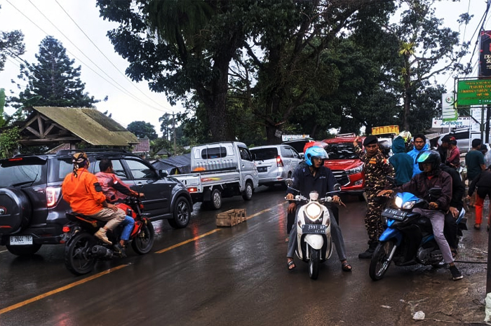 Kemacetan di lokasi Gempa Cianjur