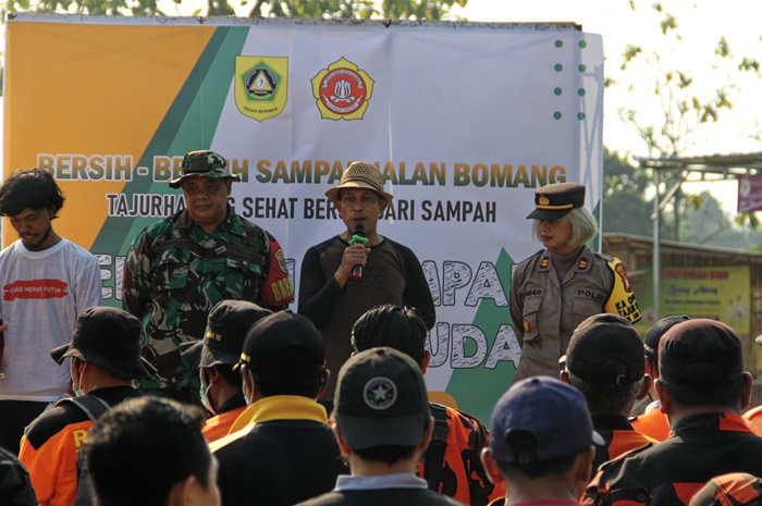 Kartar Tajurhalang Bogor dan Pemuda Bebersih Sampah