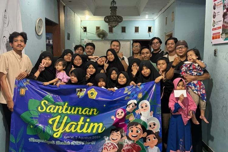 Memperingati Harlah KNPi yang ke-51, KNPI Bogor Utara bersama Pemuda Kiara melakukan santunan anak yatim